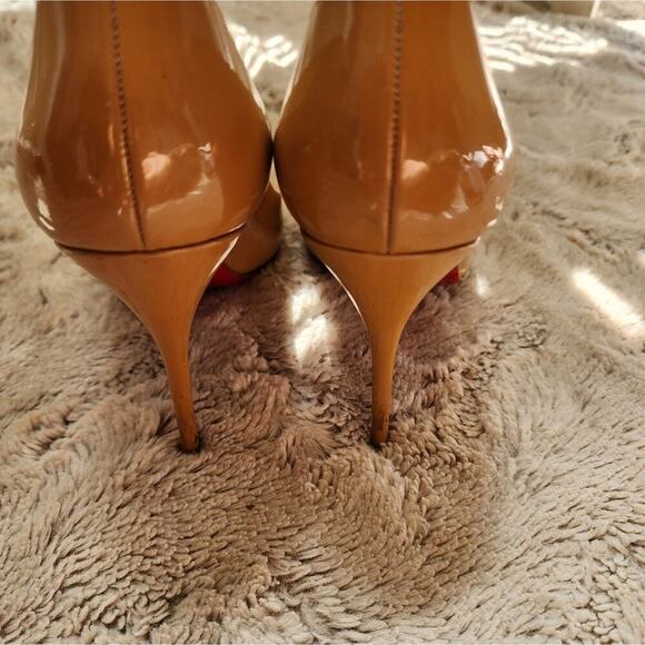 CHRISTIAN LOUBOUTIN TAUPE HEEL SIZE 40 (10US) - Picture 9 of 11